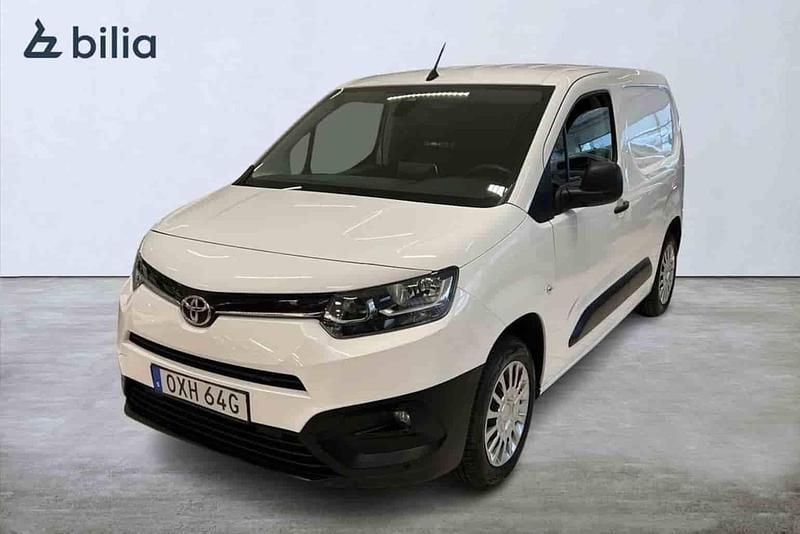 Vit Begagnad 2021 Toyota Proace City City Minibuss | 164 900 kr (Bra pris) - Bild 1/1