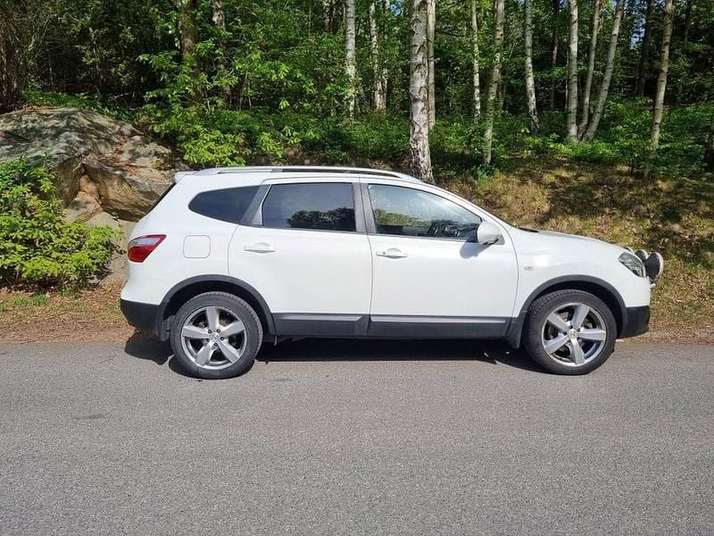 Begagnad Nissan Qashqai +2 130 HK (95 kW) 2012 SUV