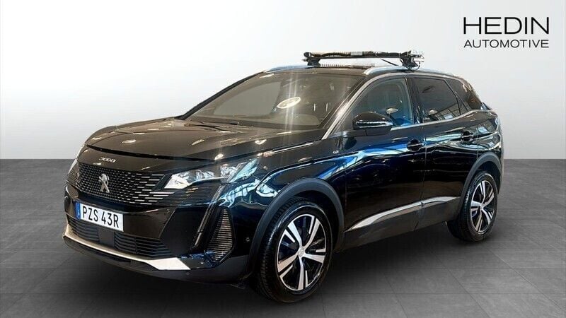 Svart (black) Begagnad 2022 Peugeot 3008 SUV | 287 375 kr - Bild 1/4