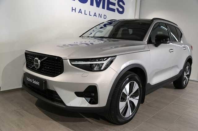 Begagnad 2025 Volvo XC40 SUV | 389 500 kr (Marknadspris) - Bild 1/4