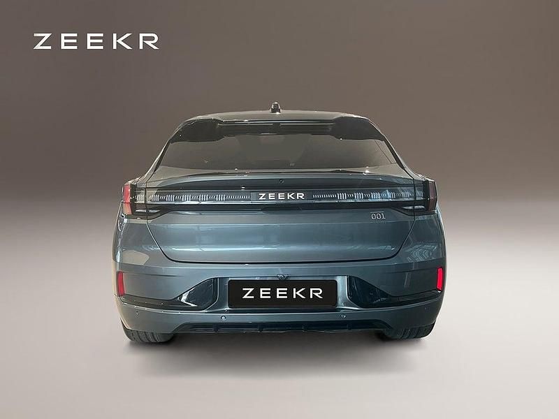 Begagnad Zeekr 001 400 kW (544 HK) 2023 Grå Halvkombi
