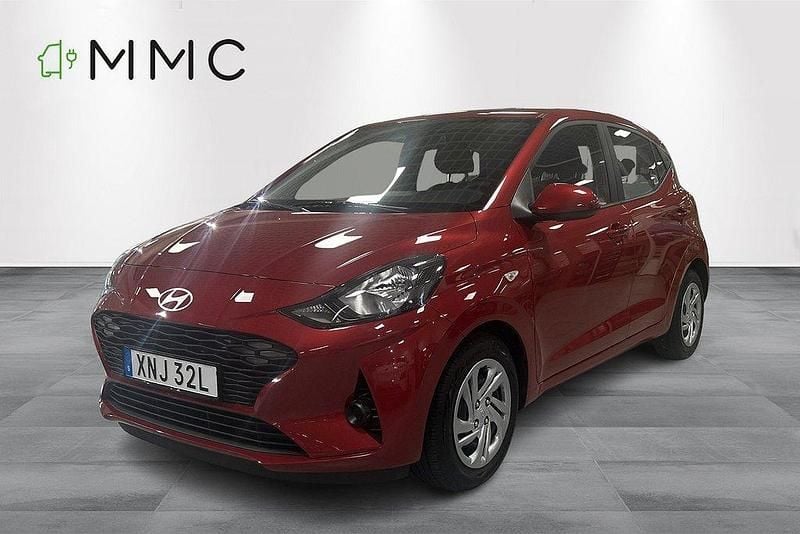 Röd (dragon red) Begagnad 2025 Hyundai i10 Essential Halvkombi | 169 000 kr (Bra pris) - Bild 1/4
