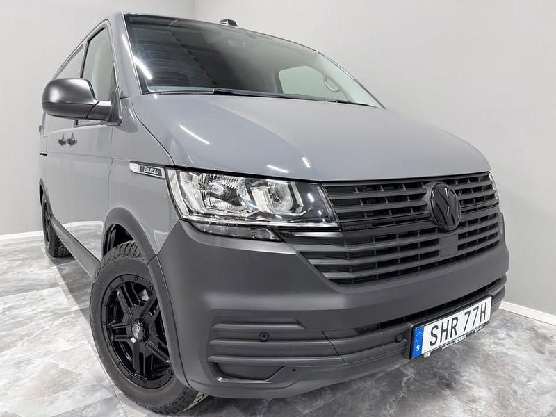 Begagnad VW Transporter 150 HK (110 kW) 2024 Grå Van