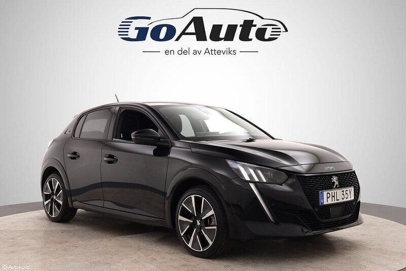 Svart Begagnad 2021 Peugeot e-208 GT Halvkombi | 204 500 kr (Marknadspris) - Bild 1/4