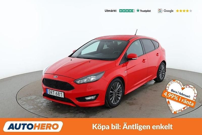 Begagnad Ford Focus ST-Line 126 HK (92 kW) 2017 Röd Halvkombi