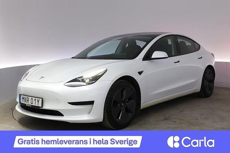 Begagnad Tesla Model 3 Standard Range Plus 235 kW (320 HK) 2023 Vit Sedan
