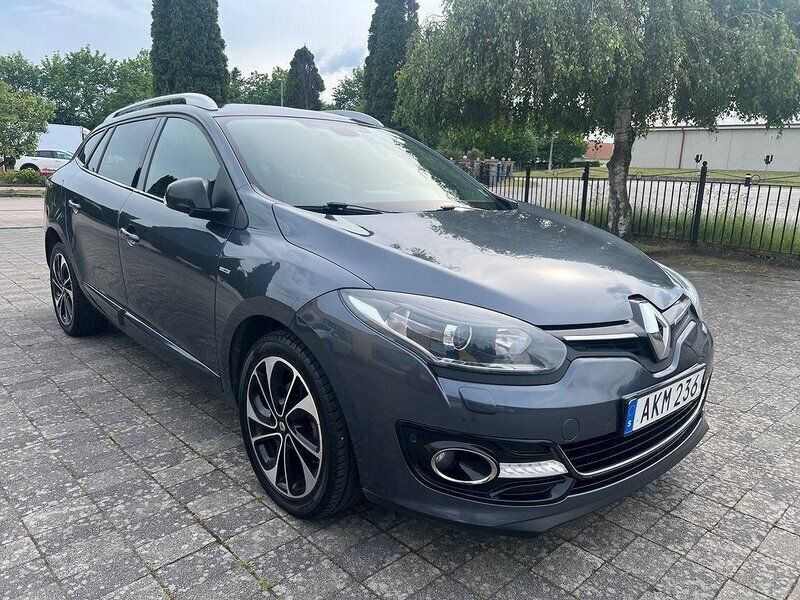 Okänd Begagnad 2015 Renault Mégane GrandTour Bose Edition Kombi | 99 900 kr (Dyr) - Bild 1/4