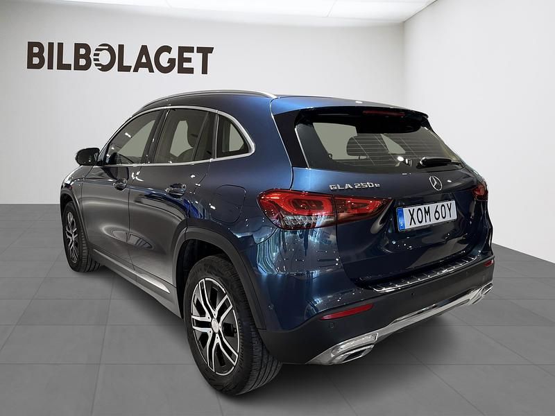 Begagnad Mercedes GLA250 220 HK (161 kW) 2020 Blå SUV