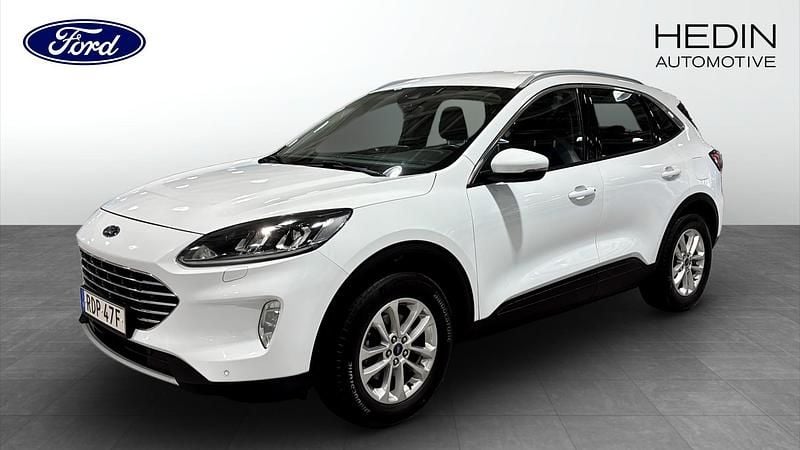 Frozen white Begagnad 2022 Ford Kuga Titanium SUV | 234 900 kr (Bra pris) - Bild 1/4