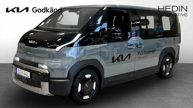Grå Ny 2025 Kia PV5 Plus Minibuss | 611 900 kr - Bild 1/4