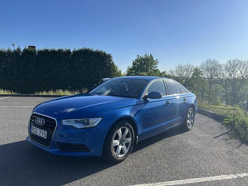 Blå Begagnad 2012 Audi A6 Proline Sedan | 129 000 kr (Marknadspris) - Bild 1/4