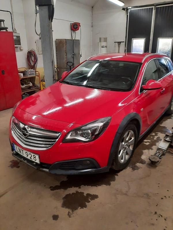 Begagnad 2014 Opel Insignia Country Tourer Kombi | 85 000 kr (Dyr) - Bild 1/4
