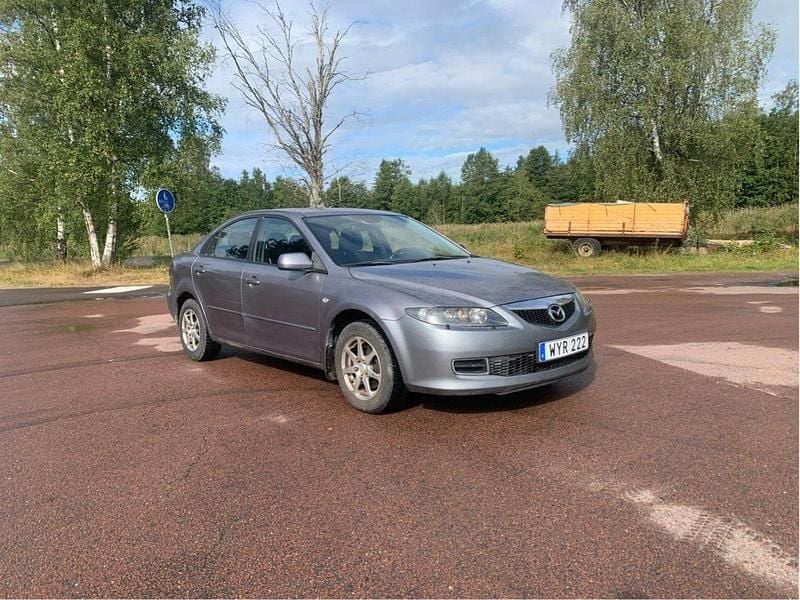 Grå Begagnad 2006 Mazda 6 Inclusive Halvkombi | 22 000 kr (Bra pris) - Bild 1/4