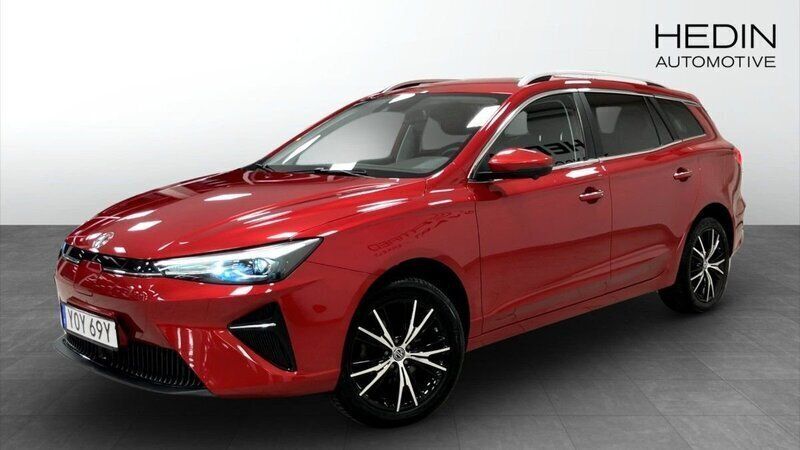 Röd (red) Begagnad 2022 MG MG5 EV Luxury Kombi | 219 900 kr - Bild 1/4