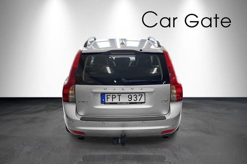 Begagnad Volvo V50 150 HK (110 kW) 2011 Grå Kombi