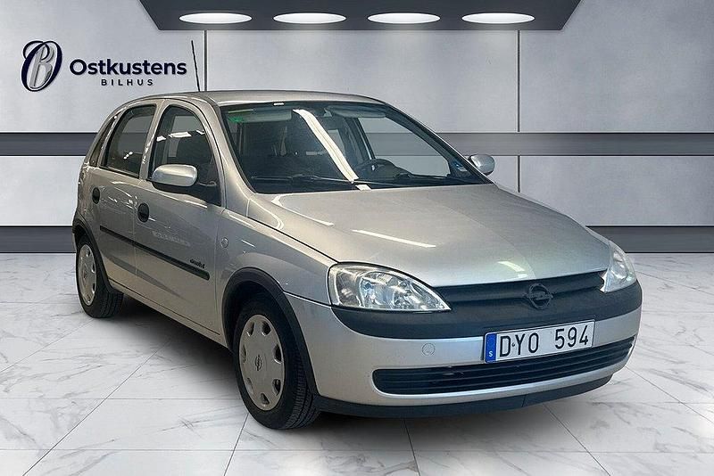 Silver Begagnad 2001 Opel Corsa Halvkombi | 29 900 kr (Dyr) - Bild 1/4