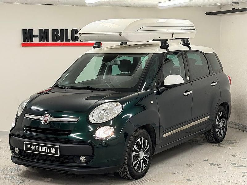 Grön Begagnad 2013 Fiat 500L Living Minibuss | 89 900 kr - Bild 1/4