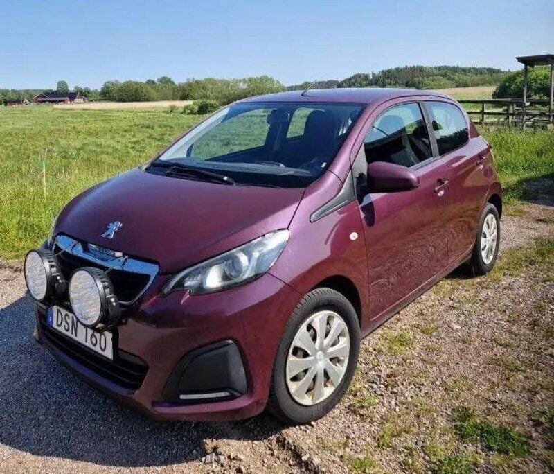 Begagnad 2014 Peugeot 108 Halvkombi | 44 000 kr (Lite dyr) - Bild 1/3