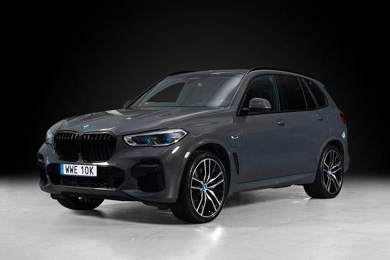 Dravit grey metallic Begagnad 2023 BMW X5 M Sport SUV | 829 000 kr - Bild 1/4