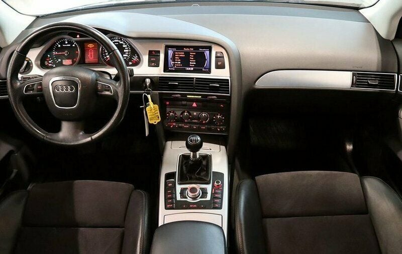 Begagnad Audi A6 S-Line 136 HK (100 kW) 2011 Svart Kombi