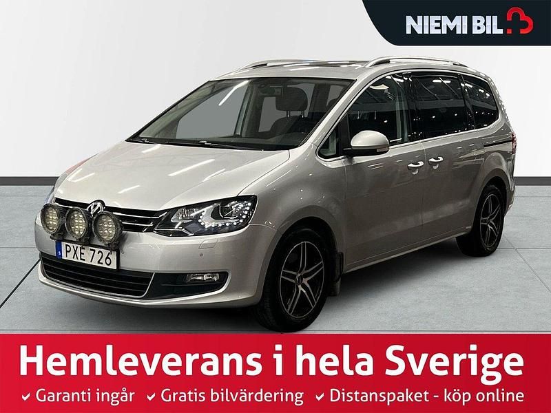 Silver Begagnad 2015 VW Sharan S Minibuss | 109 900 kr (Dyr) - Bild 1/3