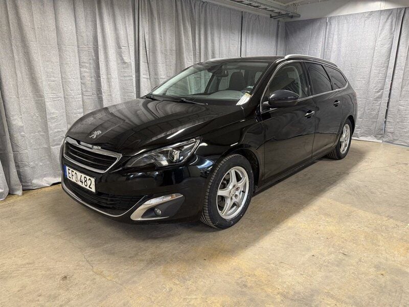 Svart Begagnad 2015 Peugeot 308 Allure Kombi | 79 900 kr (Marknadspris) - Bild 1/4