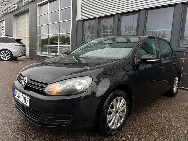 Svart Begagnad 2009 VW Golf VI Halvkombi | 54 900 kr (Lite dyr) - Bild 1/4