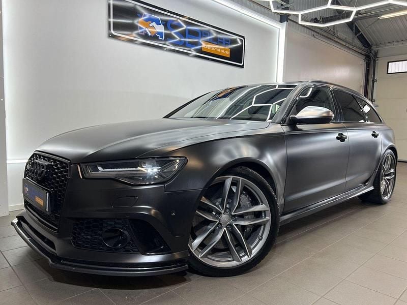 Grå Begagnad 2015 Audi RS6 Kombi | 449 900 kr - Bild 1/4