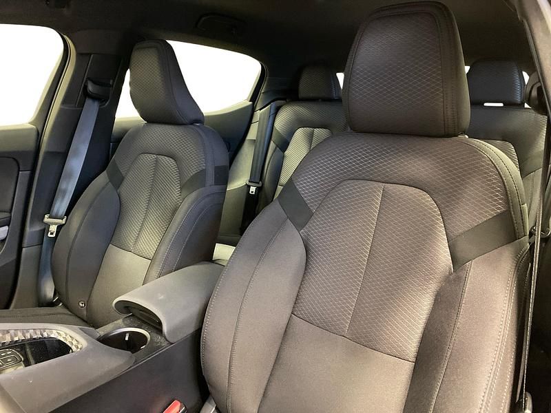 Begagnad Polestar 2 Long Range Dual motor 219 kW (299 HK) 2022 Grå Halvkombi