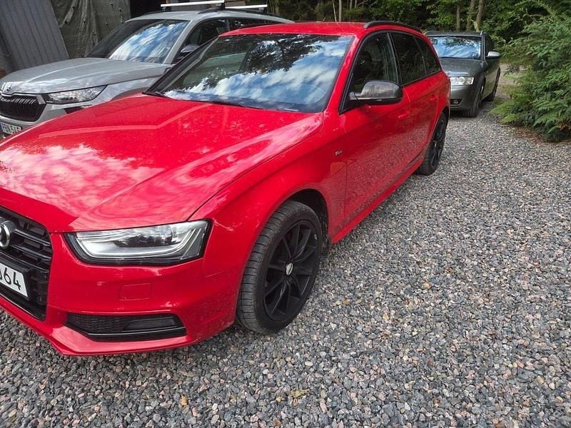 Röd Begagnad 2014 Audi A4 Kombi | 96 000 kr (Bra pris) - Bild 1/4