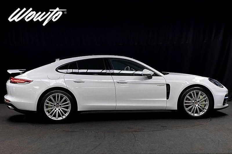 Begagnad Porsche Panamera 4 463 HK (340 kW) 2017 Vit Sedan