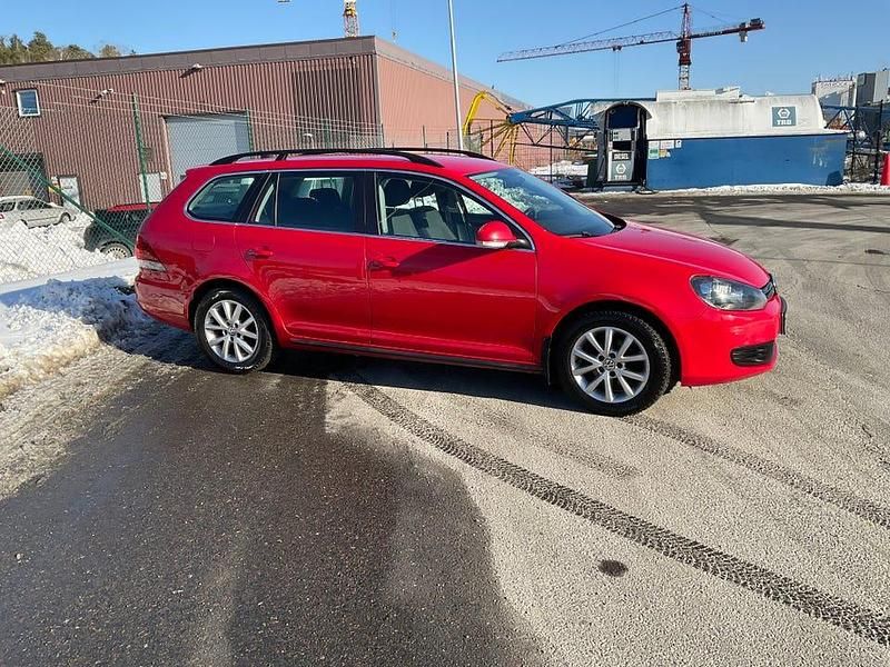 Begagnad VW Golf VII 105 HK (77 kW) 2012 Kombi