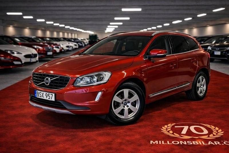 Begagnad Volvo XC60 Standard 190 HK (139 kW) 2017 Flamenco röd SUV