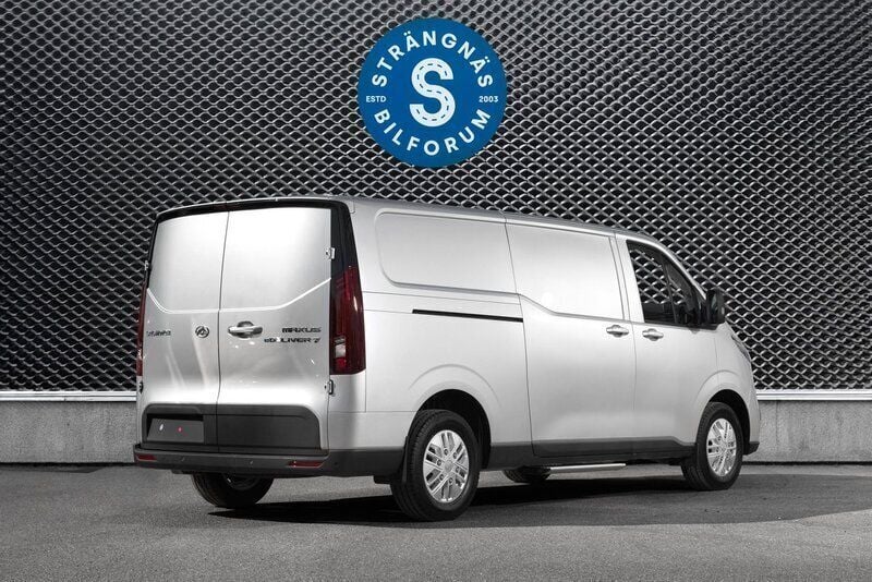 Begagnad Maxus eDeliver 7 150 kW (204 HK) 2024 Grå (silvermetallic) Van