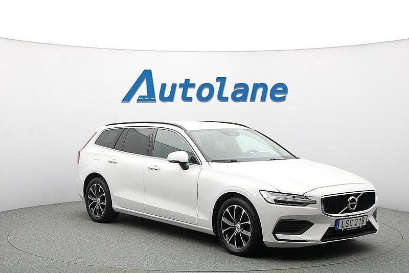 Vit Begagnad 2021 Volvo V60 Kombi | 269 900 kr (Marknadspris) - Bild 1/3