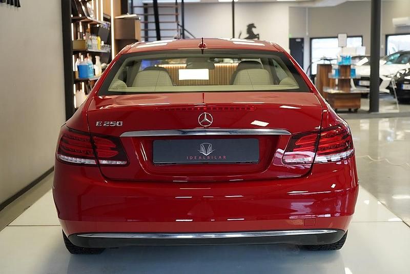 Begagnad Mercedes E250 211 HK (155 kW) 2016 Röd Sportkupé