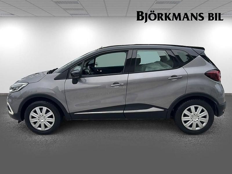 Begagnad Renault Captur 90 HK (66 kW) 2018 Grå SUV