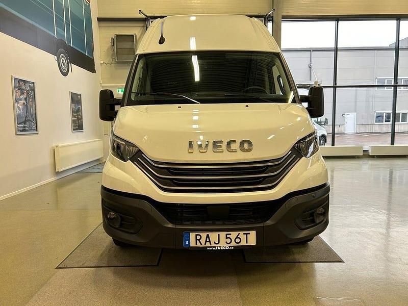 Begagnad Iveco Daily 136 HK (100 kW) 2024 Vit Van