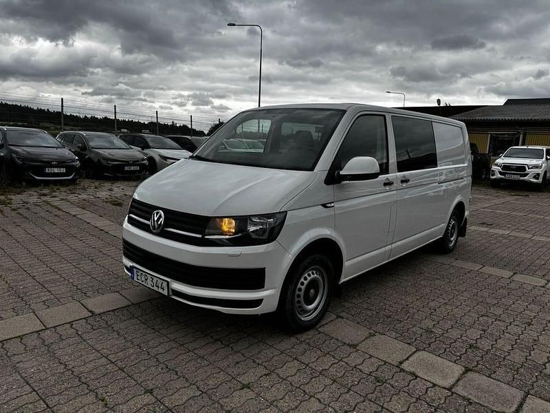 Vit Begagnad 2019 VW T6.1 Van | 279 875 kr - Bild 1/4