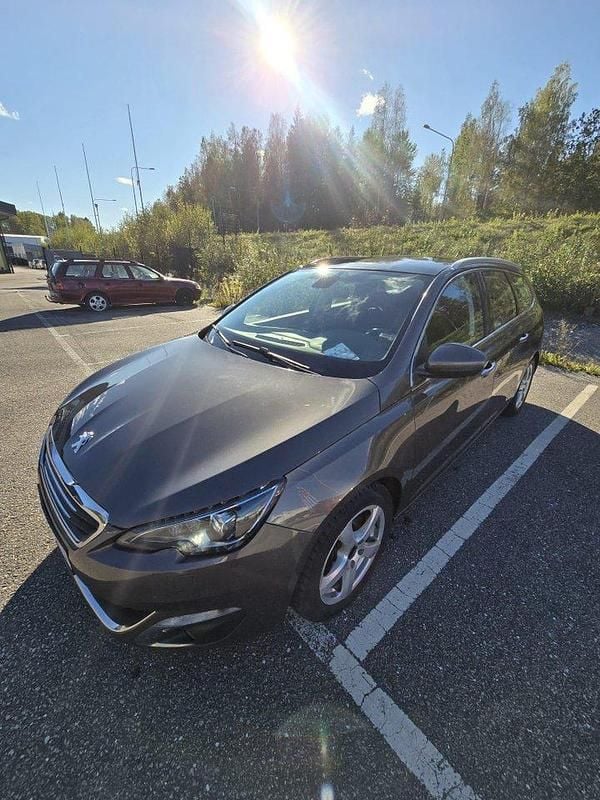 Brun Begagnad 2015 Peugeot 308 Allure Kombi | 95 000 kr (Superpris) - Bild 1/4