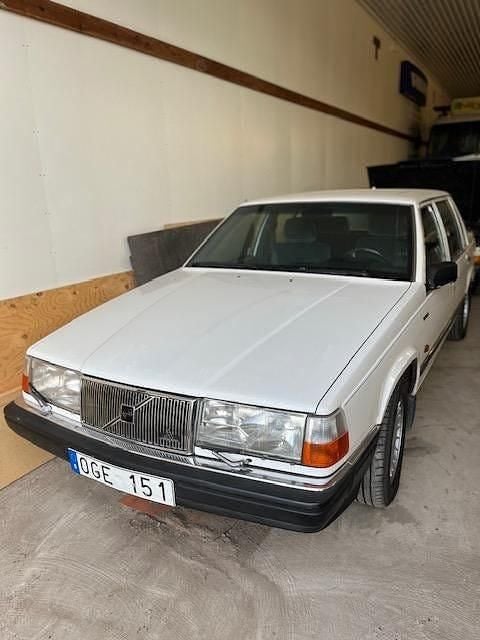 Begagnad Volvo 760 147 HK (108 kW) 1989 Sedan