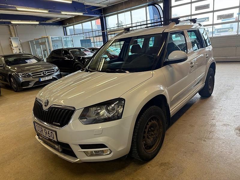 Begagnad Skoda Yeti Business Line 105 HK (77 kW) 2014 Vit SUV