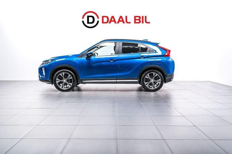 Blå Begagnad 2018 Mitsubishi Eclipse Cross Comfort Edition SUV | 179 700 kr (Marknadspris) - Bild 1/4