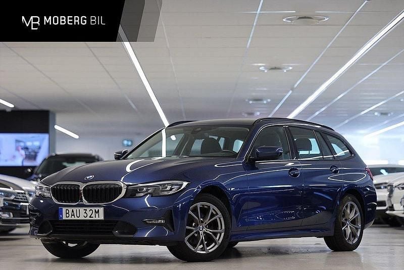Blå Begagnad 2021 BMW 320 Shadowline Kombi | 289 900 kr - Bild 1/3