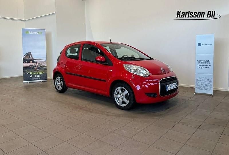 Begagnad Citroën C1 68 HK (50 kW) 2010 Röd Halvkombi