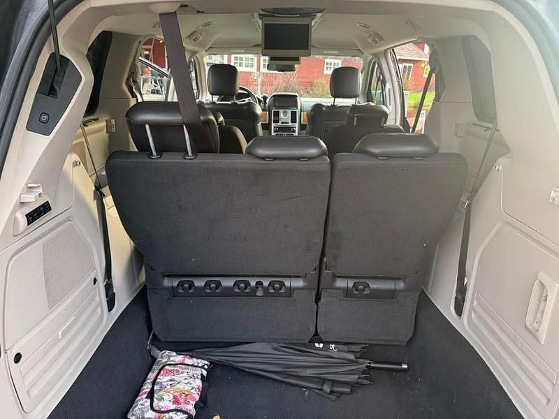 Begagnad Chrysler Grand Voyager 193 HK (141 kW) 2009 Minibuss