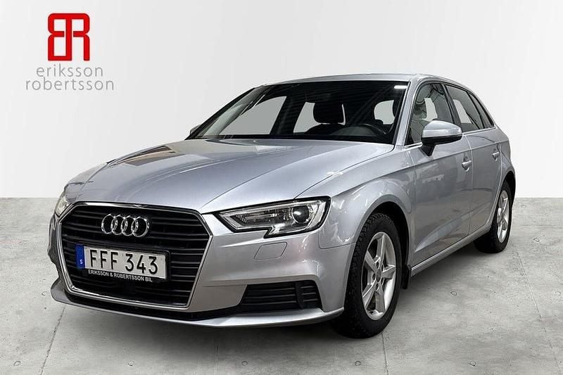 Begagnad Audi A3 150 HK (110 kW) 2019 Silver Sedan