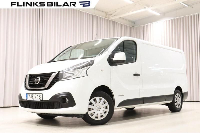 Vit Begagnad 2017 Nissan NV300 Van | 119 900 kr (Superpris) - Bild 1/4