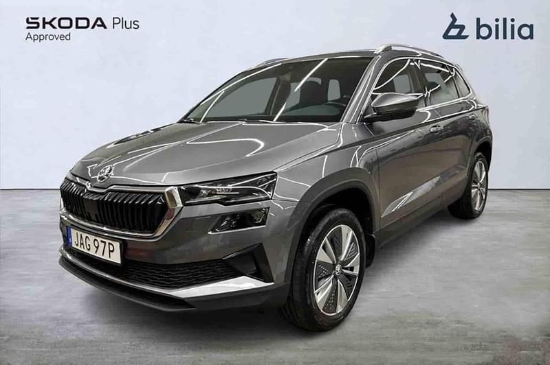 Grå Begagnad 2023 Skoda Karoq SUV | 289 500 kr - Bild 1/1