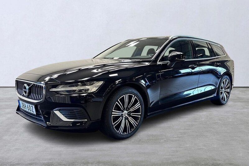 Svart Begagnad 2022 Volvo V60 Kombi | 315 000 kr (Bra pris) - Bild 1/4